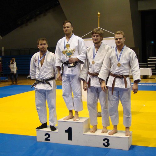 -81 kg