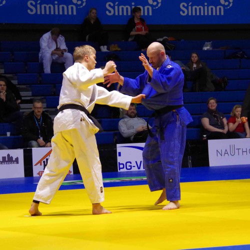 Breki Bernhardsson (white ) vs Karl Erlingsson
