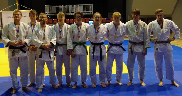 Selfoss og JR-B      Bronsverðlaun 2015