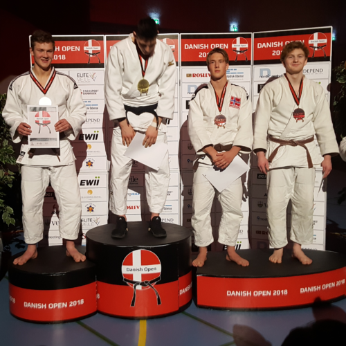 received_2082886115061793