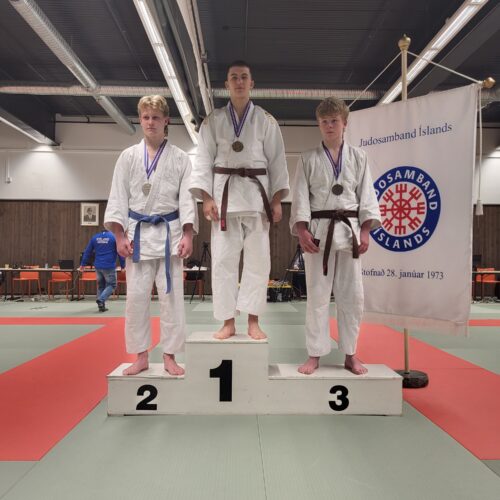 Dr. U18 -66