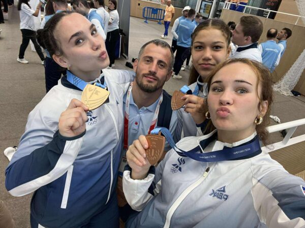 1a82b49afa8dd4a125c4daa5621d7619-1